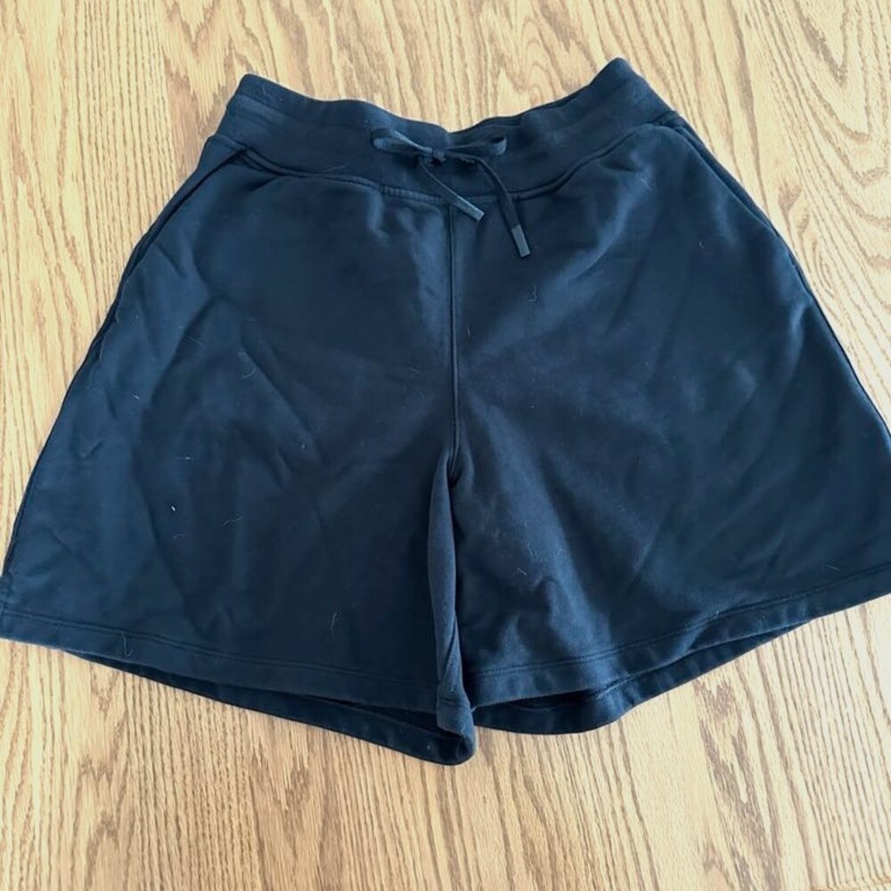 Lululemon High Waisted Scuba Sweat Shorts, Size 8